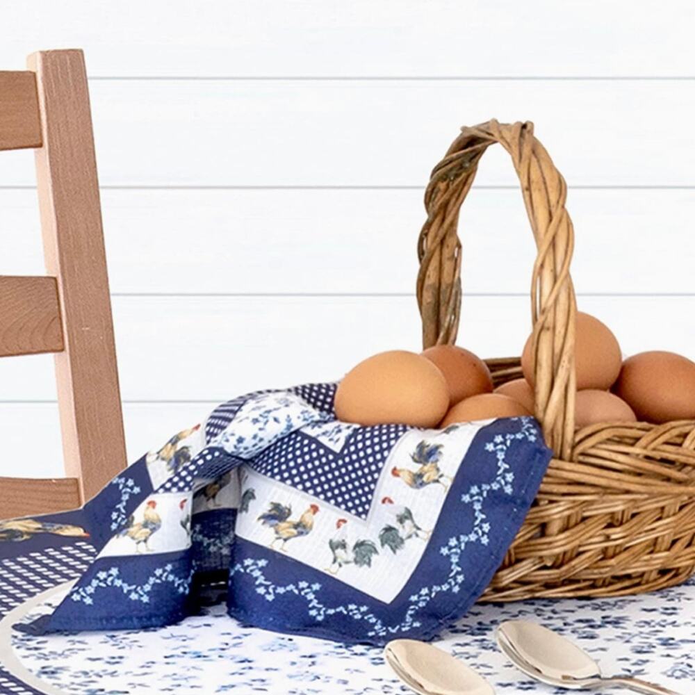 Set of 4 Beautiful Rooster Fabric Polyester Napkins